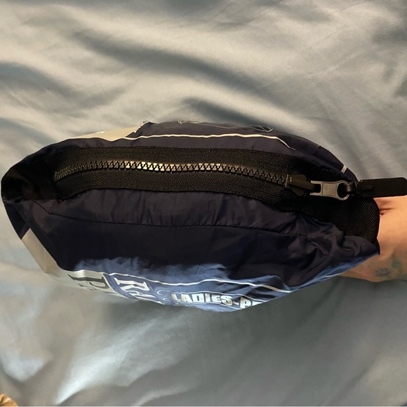 Misty Mountain Technical Lightweight Packable Rain Jacket Waterproof Sz L Hiking - Picture 11 of 11